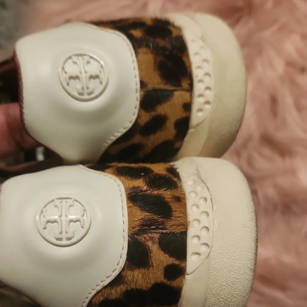 Tory Burch Leopard Print Women's Sneakers Sz 7 - Picture 3 of 3